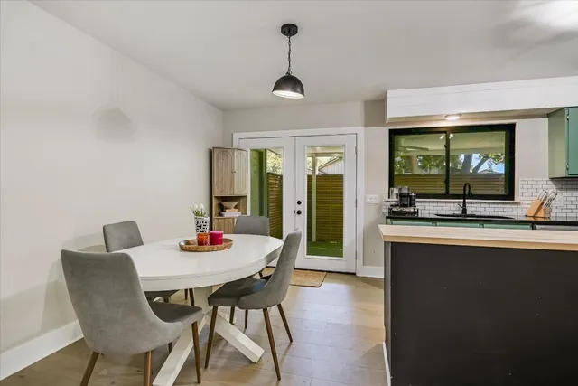 $1,900 | 5033 Fort Clark Drive, Austin, TX 78745