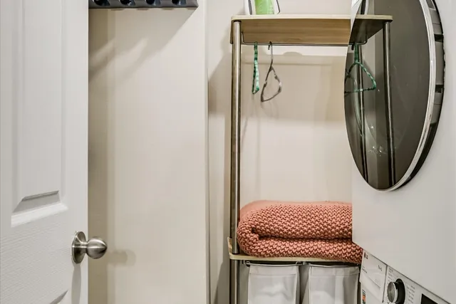 $1,900 | 5033 Fort Clark Drive, Austin, TX 78745