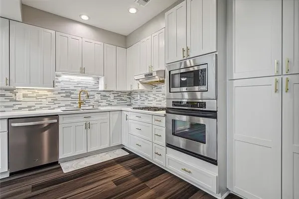 $445,000 | 240 Silver Maple Drive, Mandeville, LA 70471