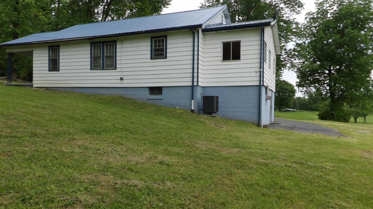 120 Coomer Road Burnside, KY 42519 - Photo 27 of 28 KODAK Digital Still Camera