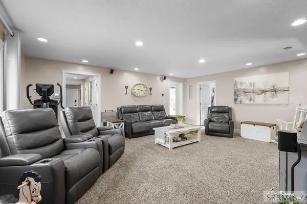 $425,000 | 112 South Park Avenue, Sugar City, ID 83448