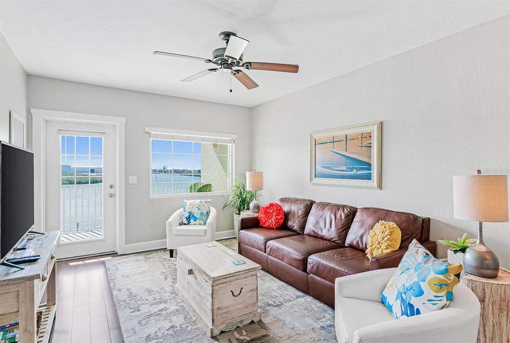 399 2nd Street, Unit 416 Indian Rocks Beach, FL 33785 - Photo 8 of 39 Gallery Image 8