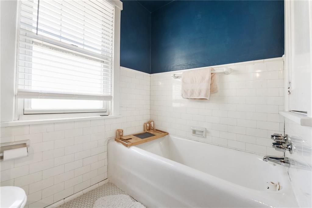 307 Ridgewood Avenue Pittsburgh, PA 15229 - Photo 22 of 30 Gallery Image 22