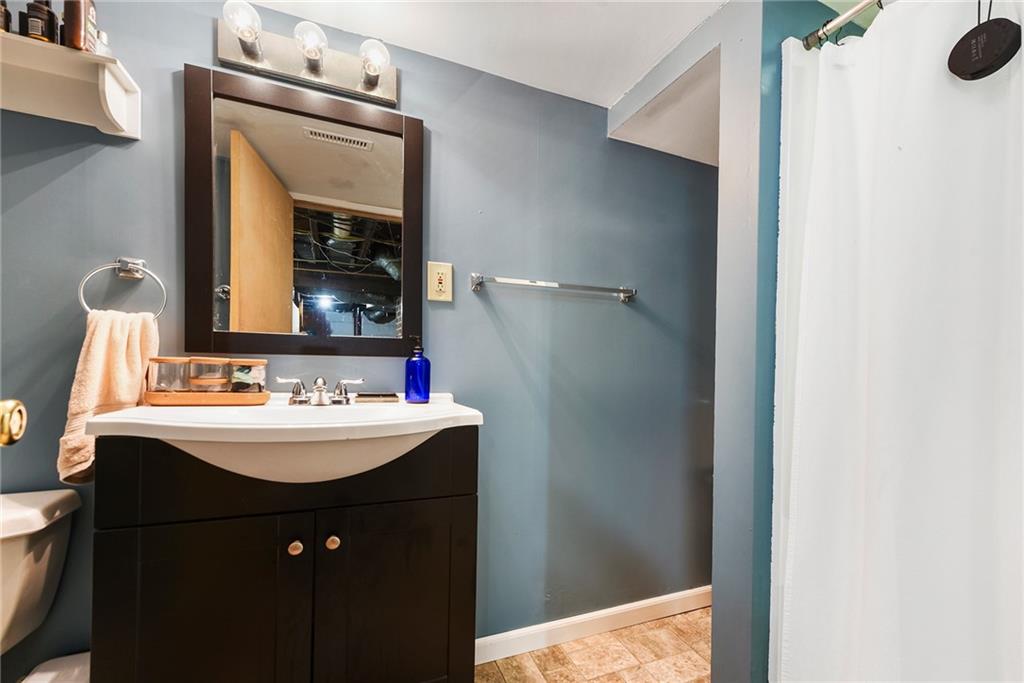 307 Ridgewood Avenue Pittsburgh, PA 15229 - Photo 25 of 30 Gallery Image 25