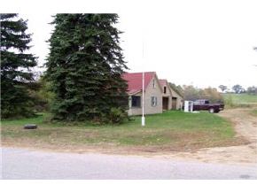 393 Parade Road Barnstead, NH 03218 - Photo 2 of 5