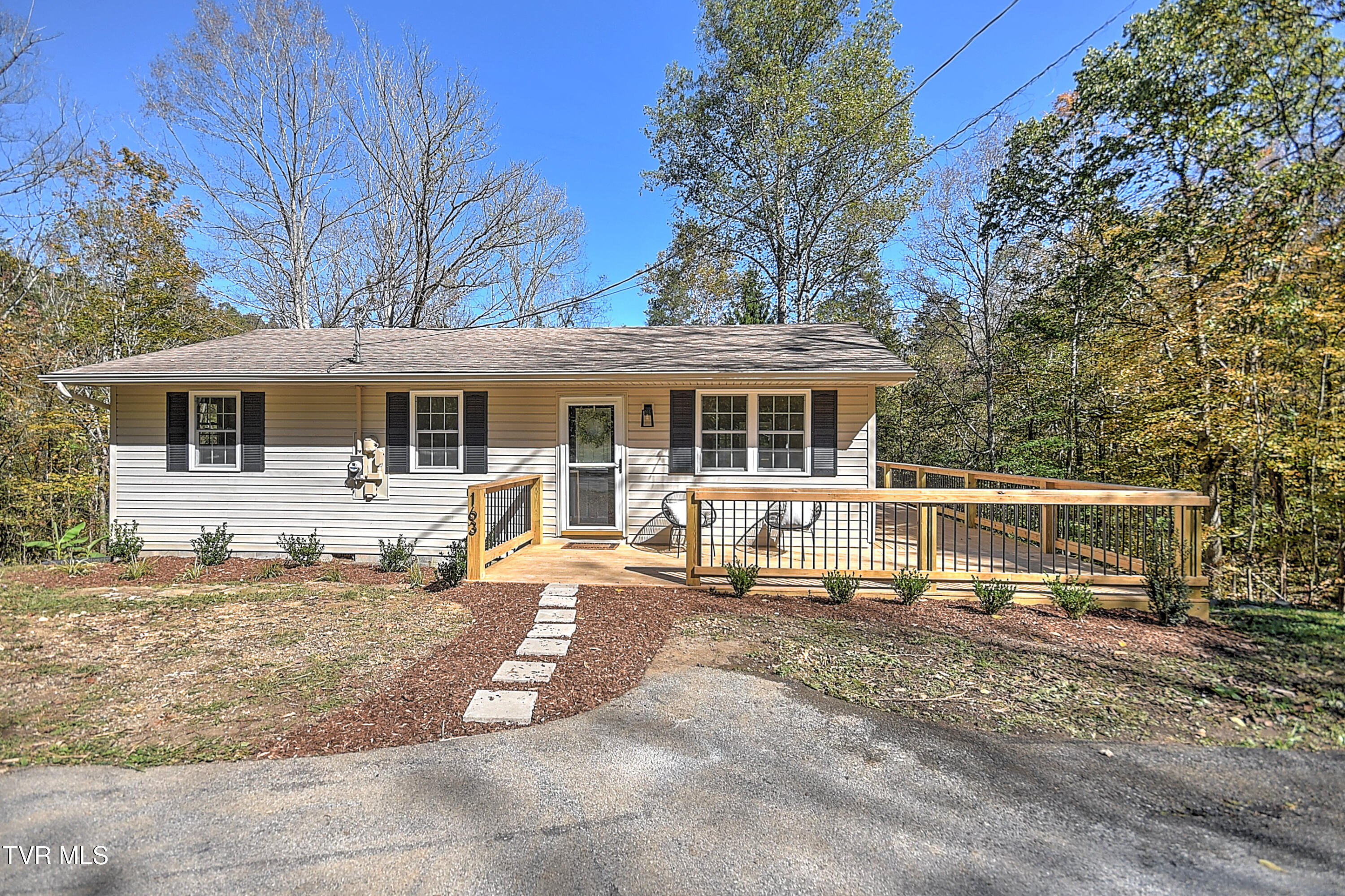 163 Pendleton Road Kingsport, TN 37664 - Photo 3 of 51 163 Pendleton CP-3