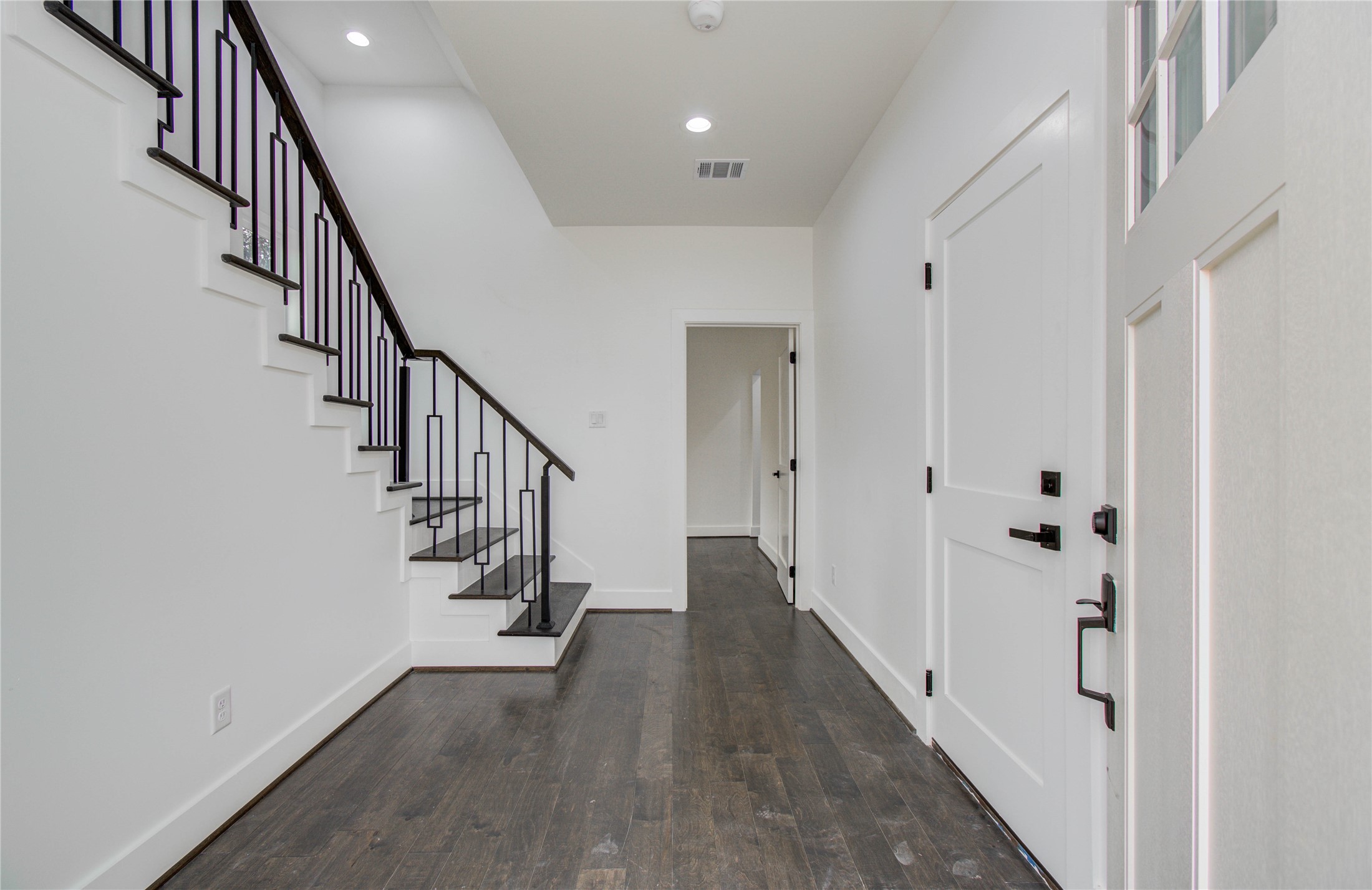 5024 Winnetka Street, Unit C Houston, TX 77021 - Photo 2 of 21 First floor entrance