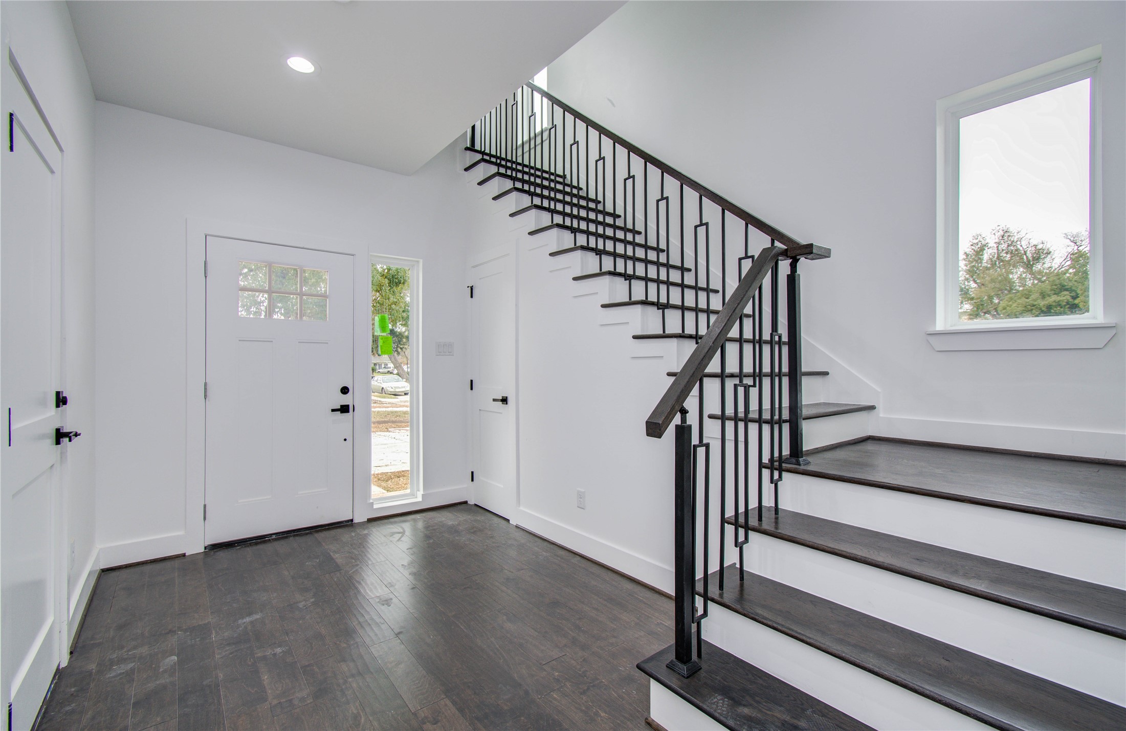 5024 Winnetka Street, Unit C Houston, TX 77021 - Photo 3 of 21 First floor entrance