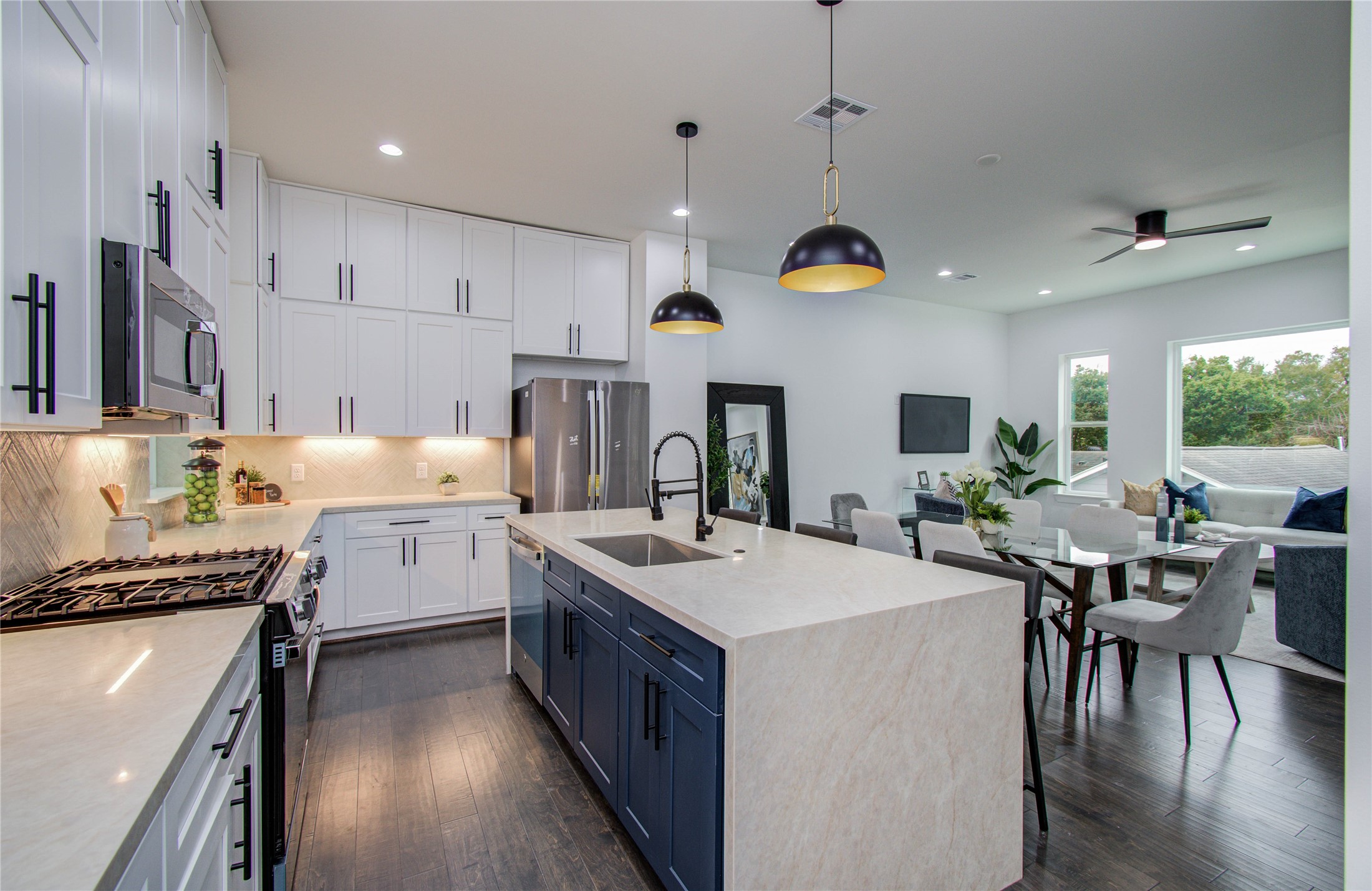 5024 Winnetka Street, Unit C Houston, TX 77021 - Photo 10 of 21 Stainless appliances included