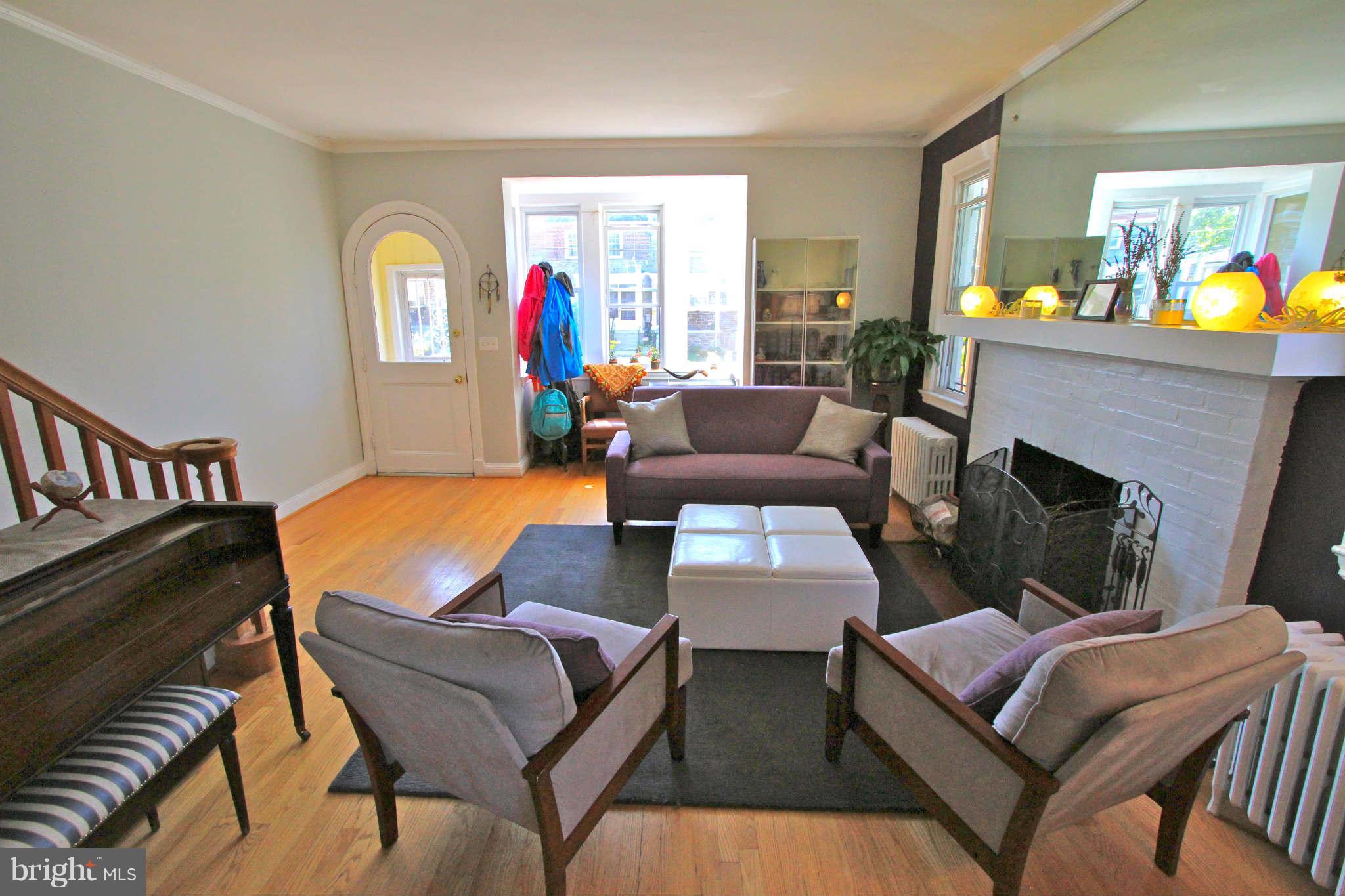 1377 Rittenhouse Street Northwest Washington, DC 20011 - Photo 3 of 19 Living Room