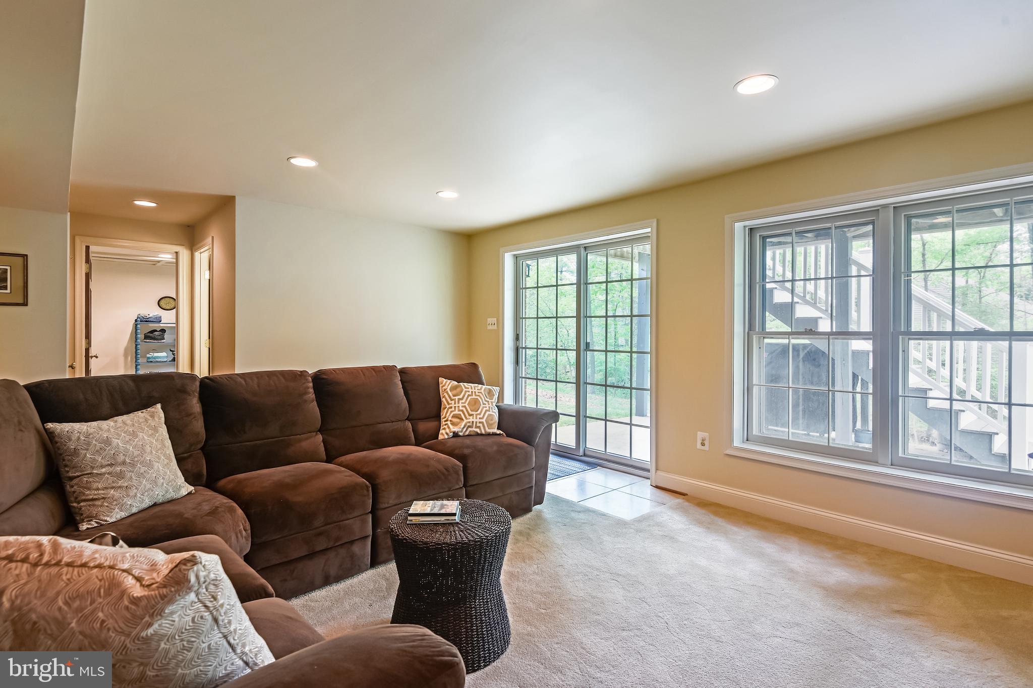 11949 Grey Squirrel Lane Reston, VA 20194 - Photo 35 of 65 Rec room sitting area