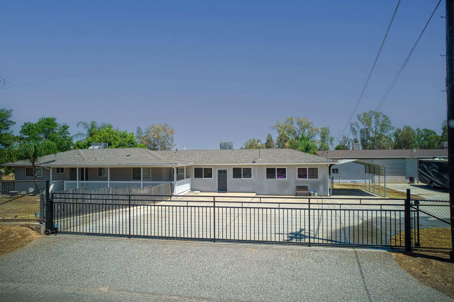 5578 Perrin Road Clovis, CA 93619 - Photo 2 of 62