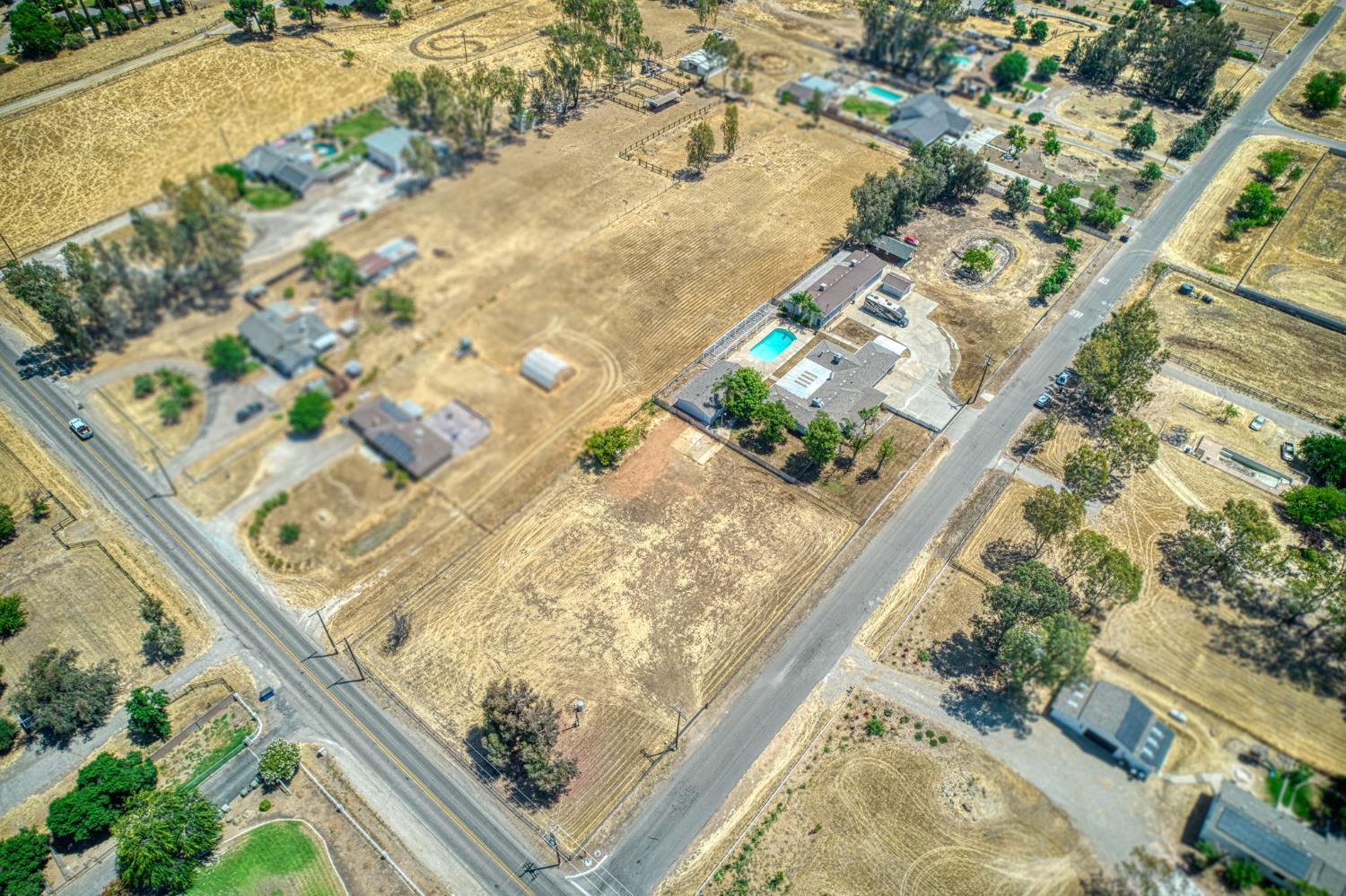 5578 Perrin Road Clovis, CA 93619 - Photo 58 of 62 a view of swimming pool from a balcony