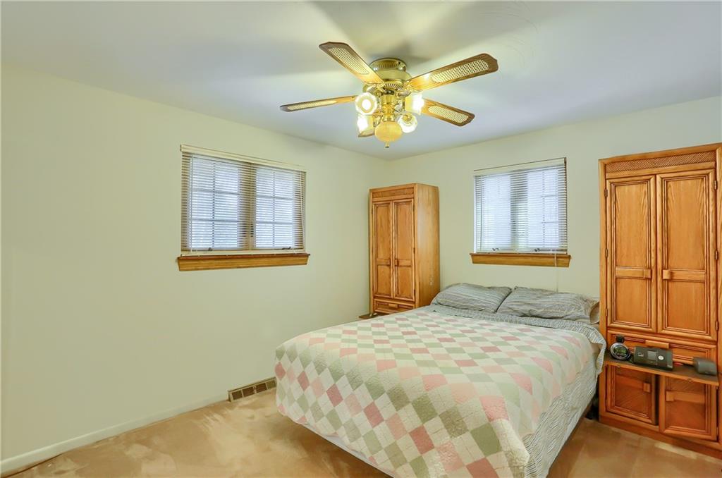 3912 Shepard Road Gibsonia, PA 15044 - Photo 16 of 25 Mater bedroom located on the main floor.