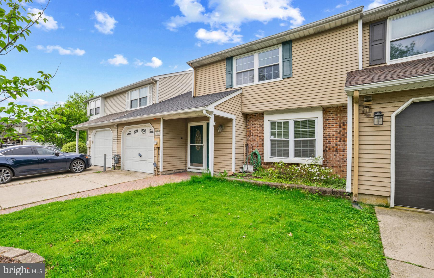 109 Stratton Lane Mount Laurel, NJ 08054 - Photo 2 of 23 Let's take a closer look