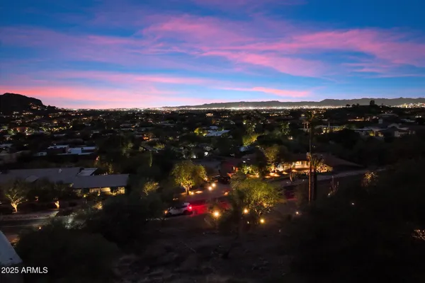 $8,800,000 | 6827 North Highlands Drive, Paradise Valley, AZ 85253