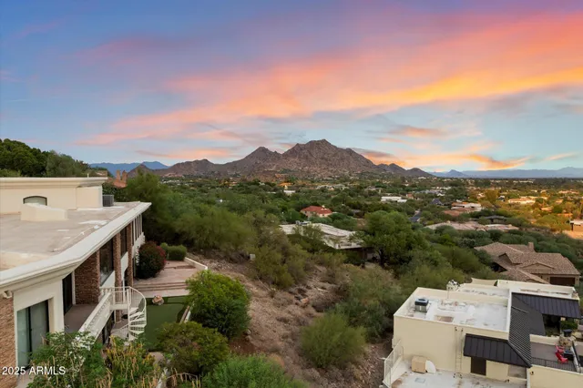$10,000,000 | 6827 North Highlands Drive, Paradise Valley, AZ 85253