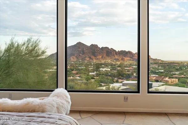 $8,800,000 | 6827 North Highlands Drive, Paradise Valley, AZ 85253