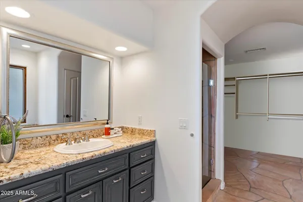 $8,800,000 | 6827 North Highlands Drive, Paradise Valley, AZ 85253