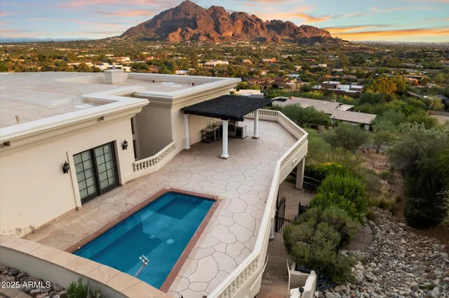 $10,000,000 | 6827 North Highlands Drive, Paradise Valley, AZ 85253