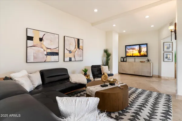 $8,800,000 | 6827 North Highlands Drive, Paradise Valley, AZ 85253