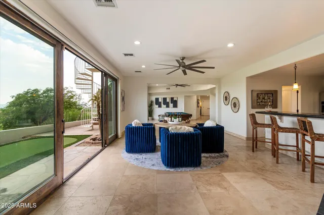 $10,000,000 | 6827 North Highlands Drive, Paradise Valley, AZ 85253