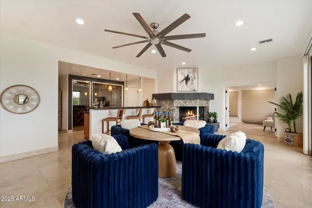 $10,000,000 | 6827 North Highlands Drive, Paradise Valley, AZ 85253