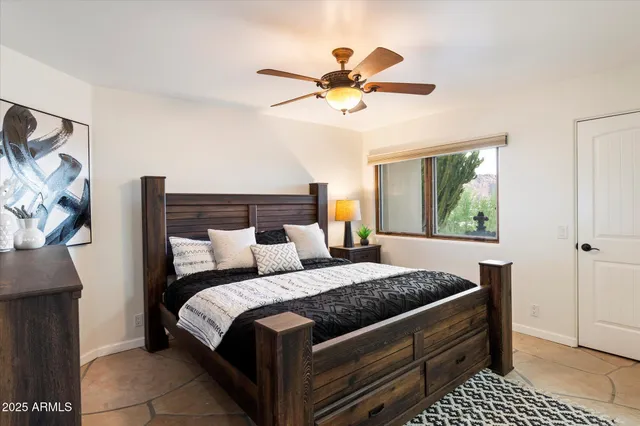 $10,000,000 | 6827 North Highlands Drive, Paradise Valley, AZ 85253