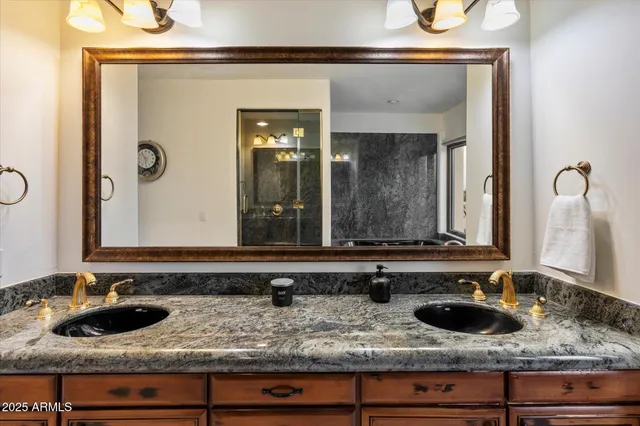 $10,000,000 | 6827 North Highlands Drive, Paradise Valley, AZ 85253