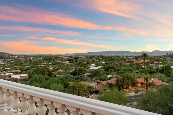 $8,800,000 | 6827 North Highlands Drive, Paradise Valley, AZ 85253