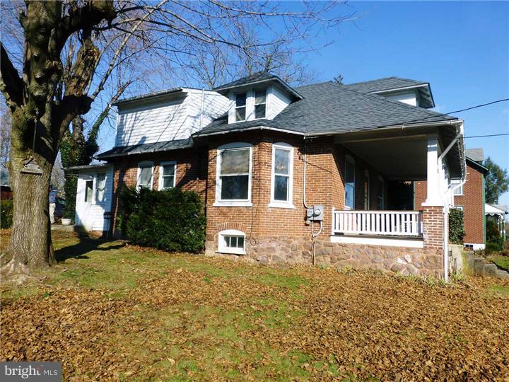 68 Bethel Church Road Spring City, PA 19475 - Photo 3 of 23 a front view of a house with garden