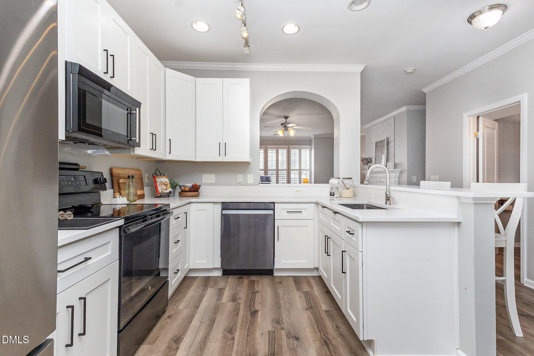 5905 Cameo Glass Way Raleigh, NC 27612 - Photo 12 of 38 021_kv0a0317-edit_950