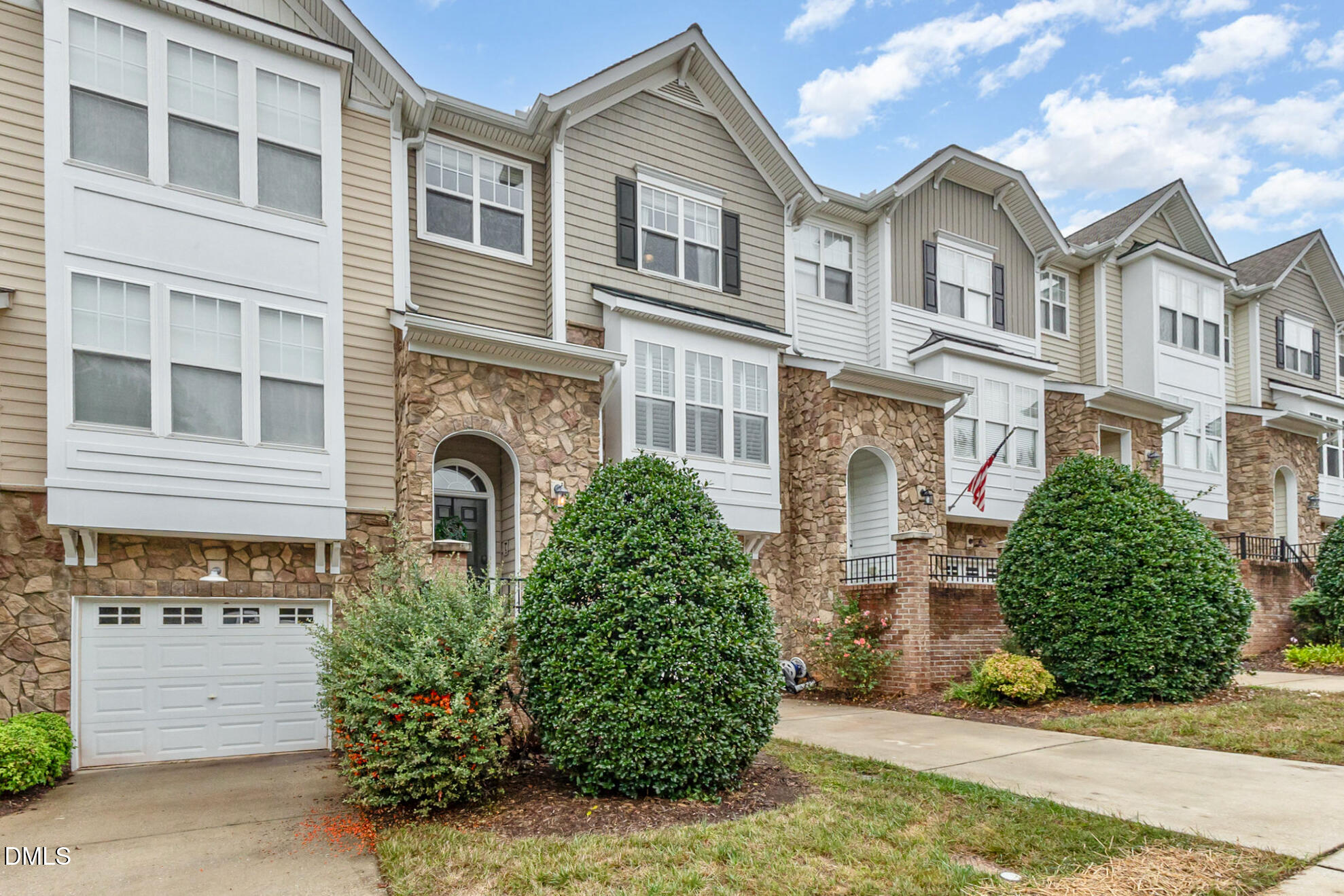 5905 Cameo Glass Way Raleigh, NC 27612 - Photo 4 of 38 006_kv0a0364-edit_562