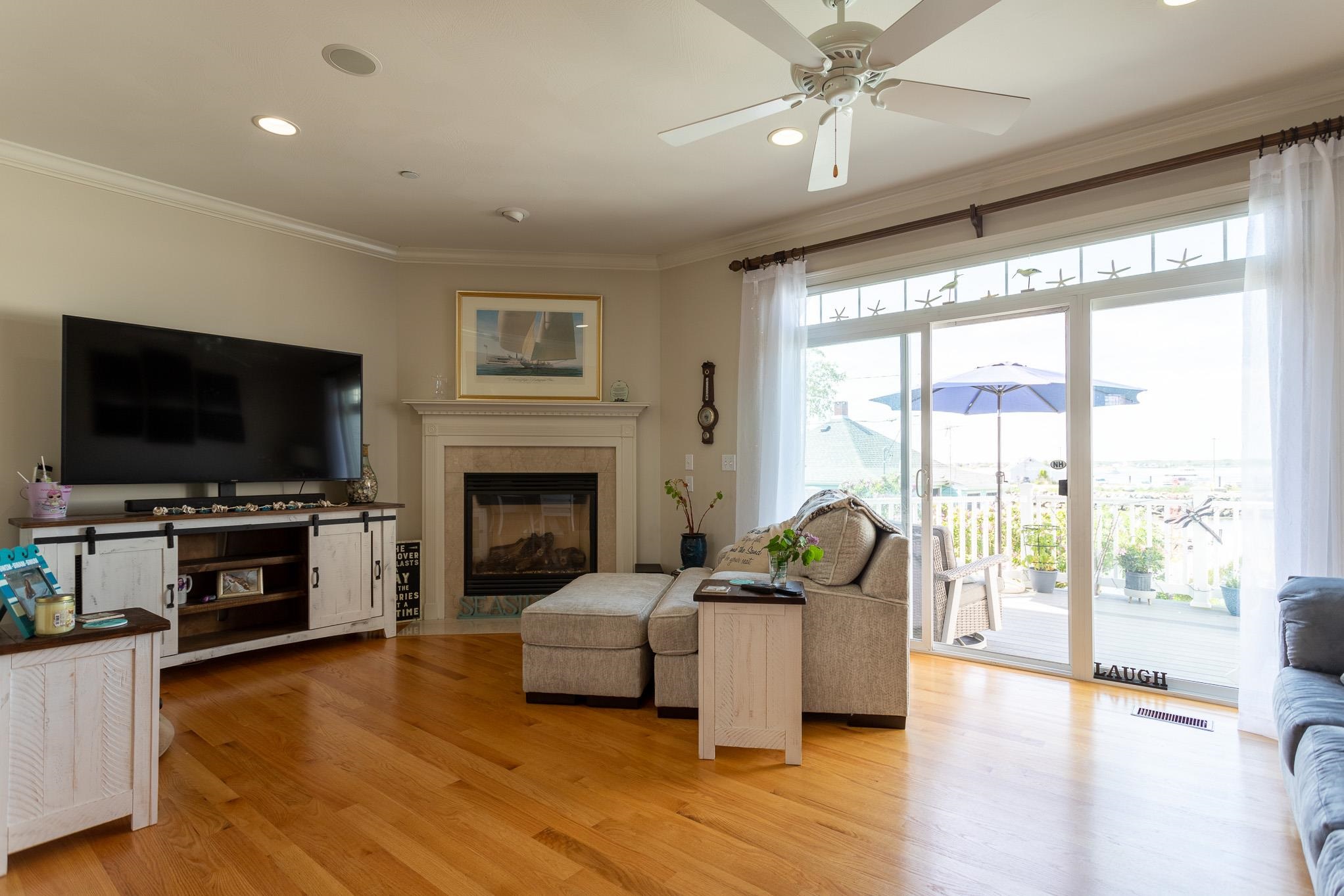24 Harbor Road, Unit 20 Hampton, NH 03842 - Photo 4 of 40