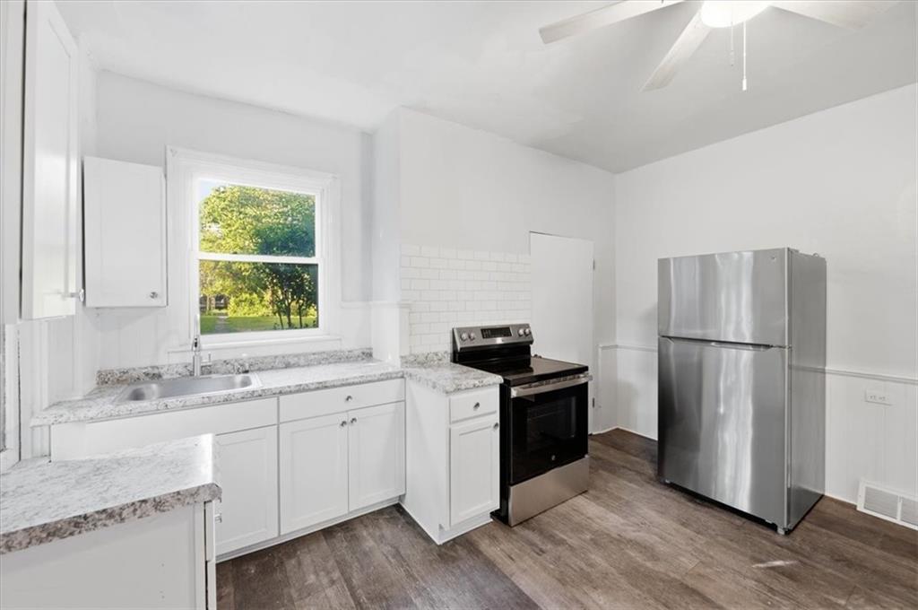 1229 Success Street Pittsburgh, PA 15212 - Photo 4 of 25