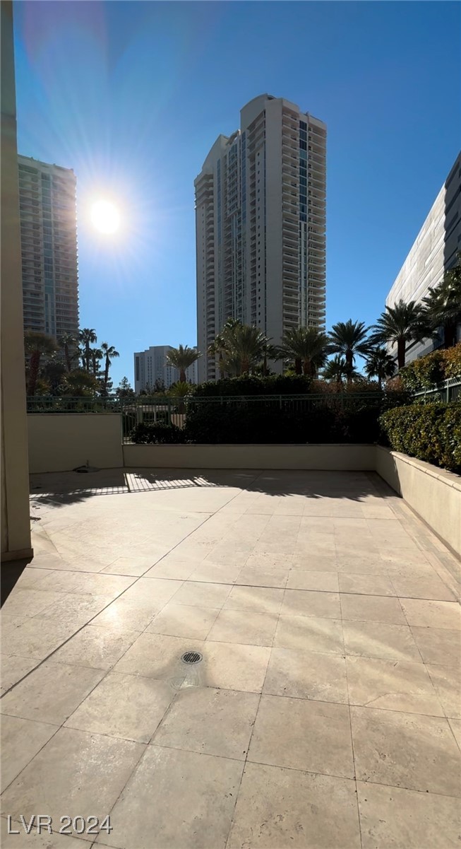 2747 Paradise Road, Unit 106 Las Vegas, NV 89109 - Photo 3 of 4