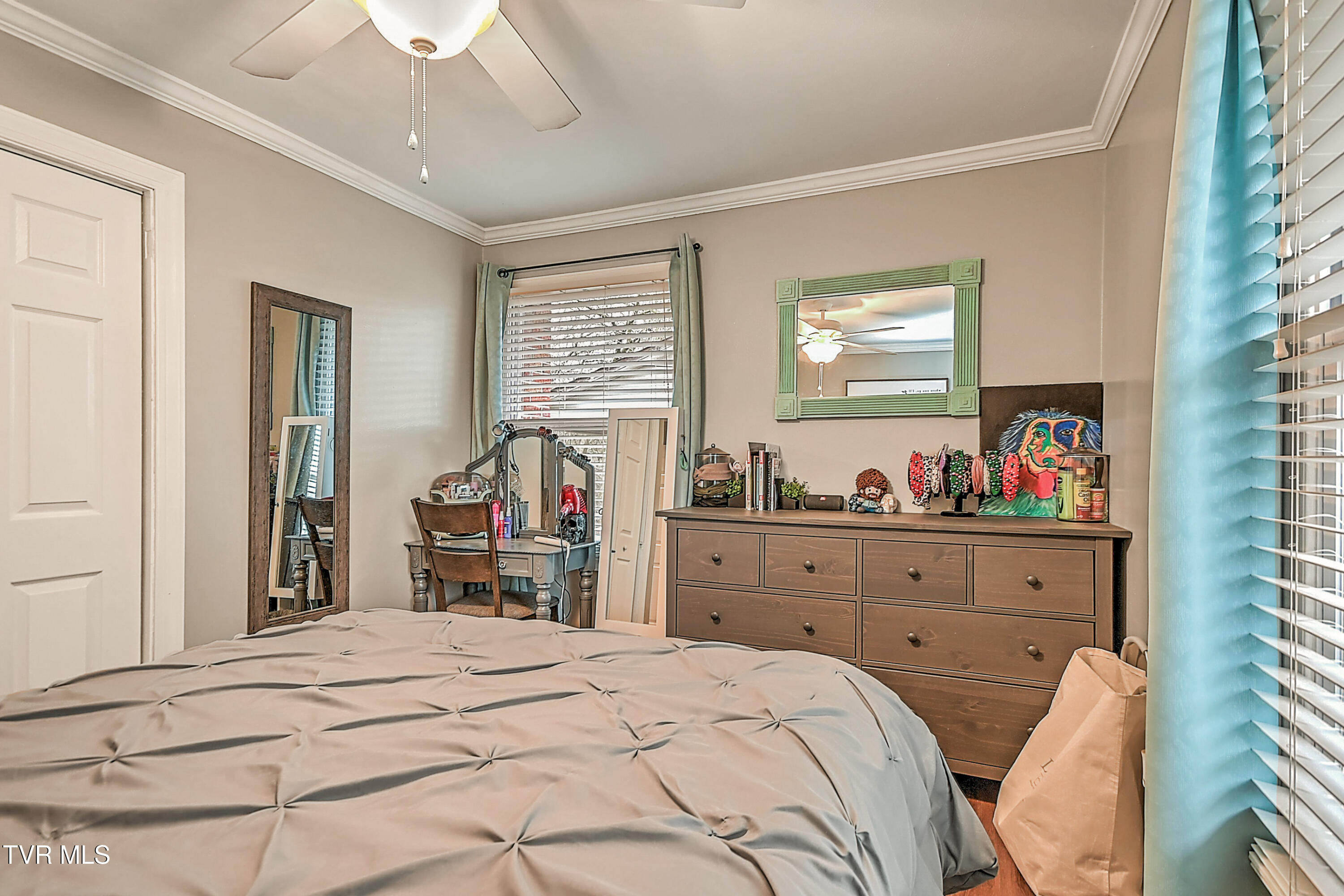 2001 Indian Ridge Road Johnson City, TN 37604 - Photo 20 of 36 2001 Indian Ridge MD-11