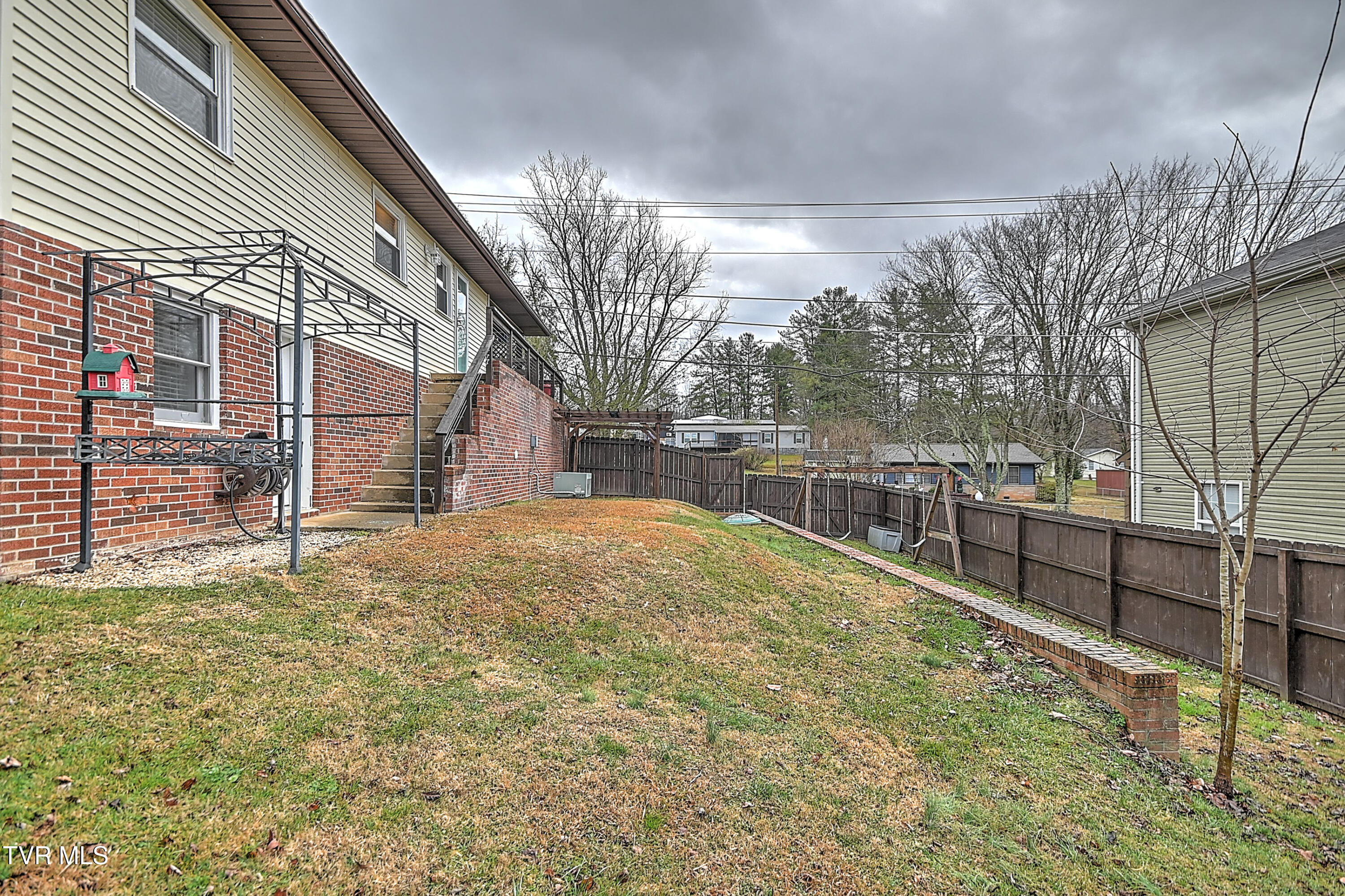 2001 Indian Ridge Road Johnson City, TN 37604 - Photo 28 of 36 2001 Indian Ridge MD-29