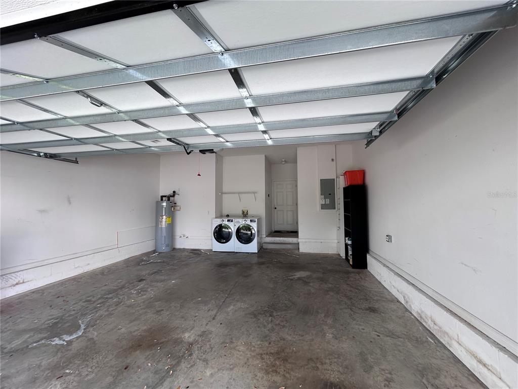 904 Pawstand Road Kissimmee, FL 34747 - Photo 21 of 22 a view of a room with gym equipment