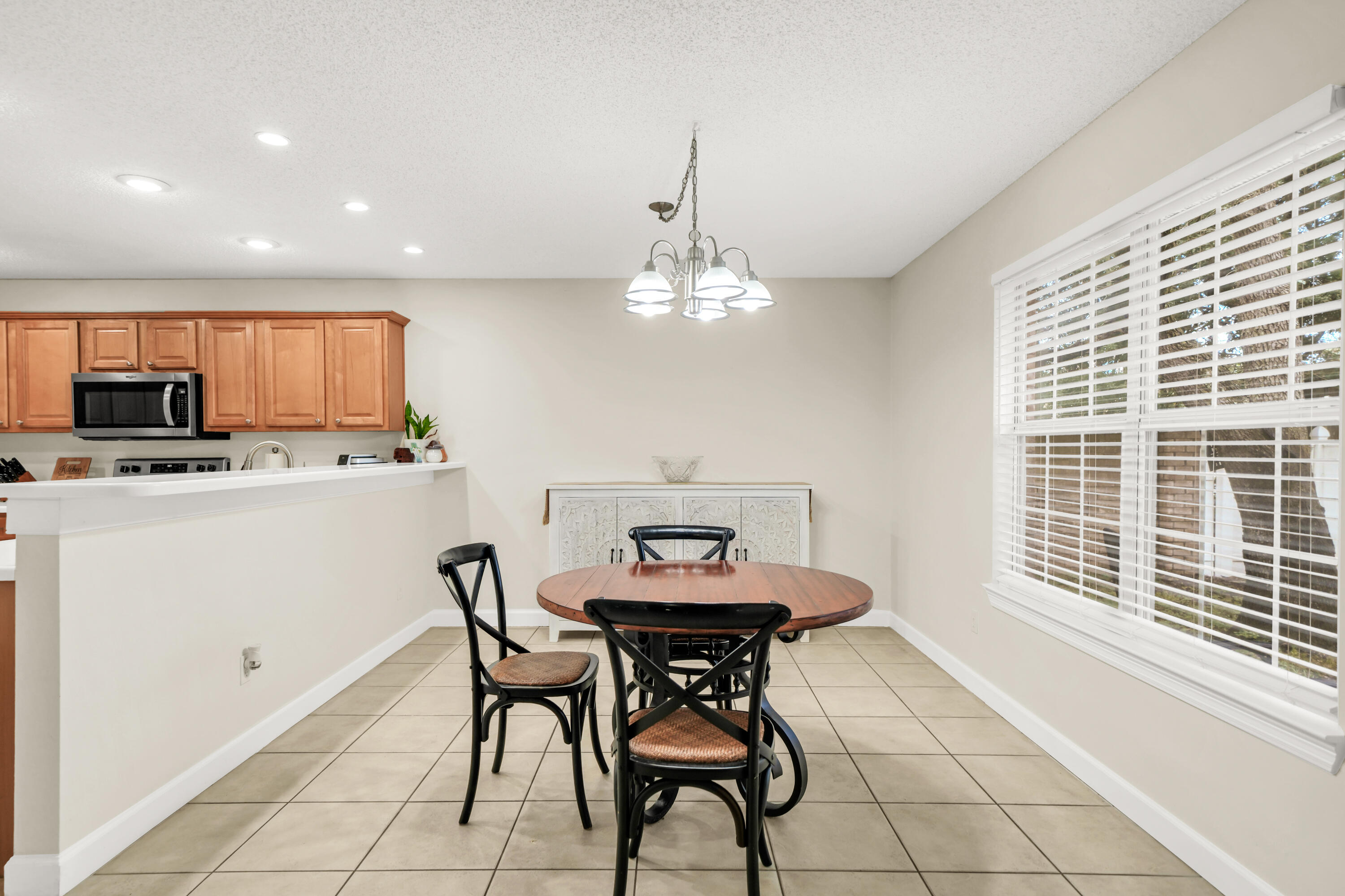 98 Point Comfort Road Mary Esther, FL 32569 - Photo 14 of 46 DSC00387