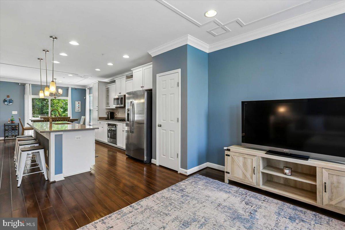 3710 Doc Berlin Drive Silver Spring, MD 20906 - Photo 6 of 54