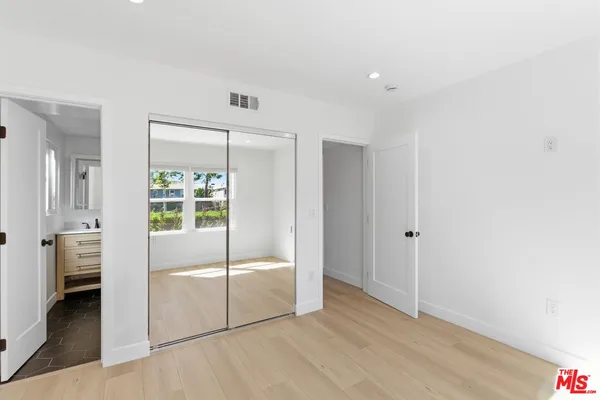 $3,495 | 11671 Chandler Boulevard, Valley Village, CA 91601