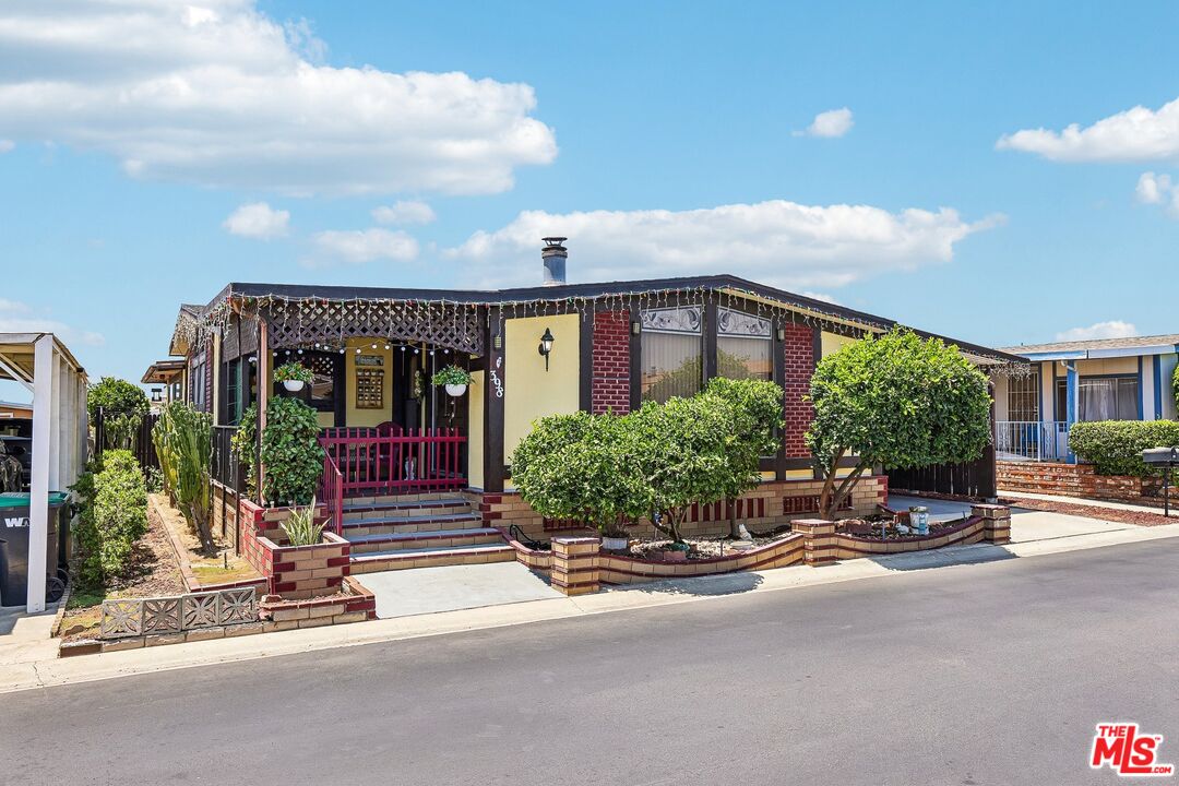 19009 South Laurel Park Road, Unit 398 Compton, CA 90220 - Photo 3 of 72