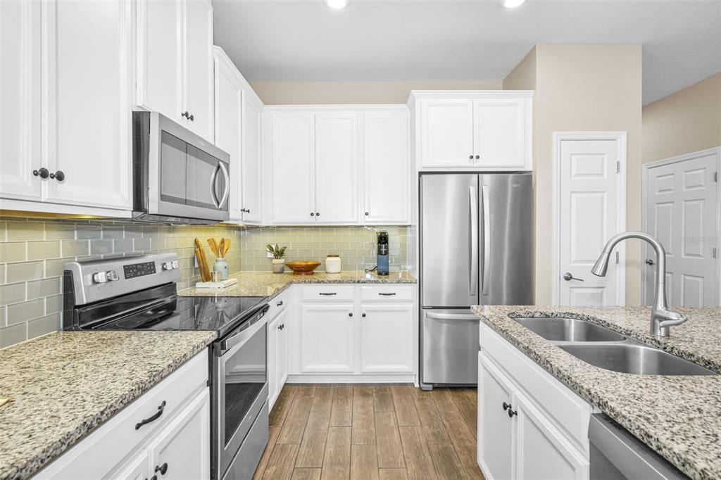 1220 Sunset Lane Dunedin, FL 34698 - Photo 26 of 34