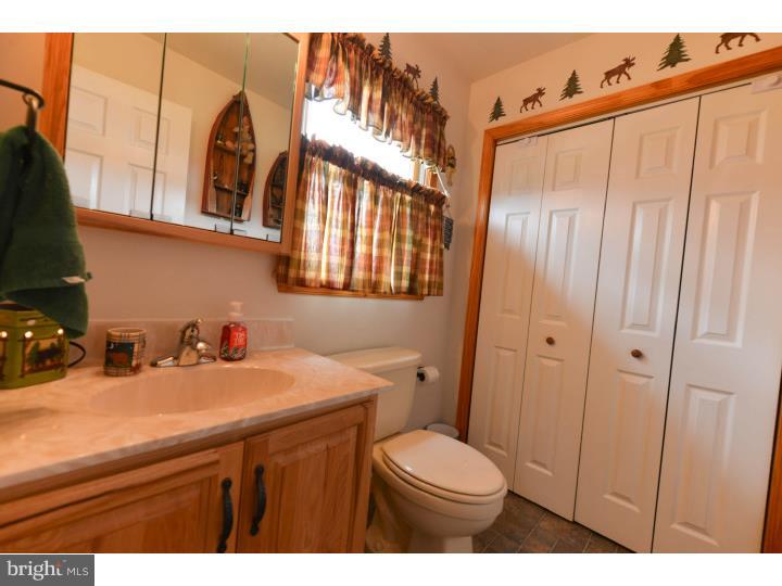 83 Dartmouth Road Pennsville, NJ 08070 - Photo 8 of 23 Bathroom