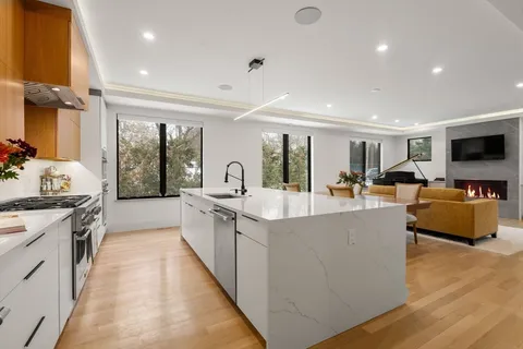 $1,995,000 | 1242-1244 Beacon Street, Unit 1242, Newton Highlands, MA 02461