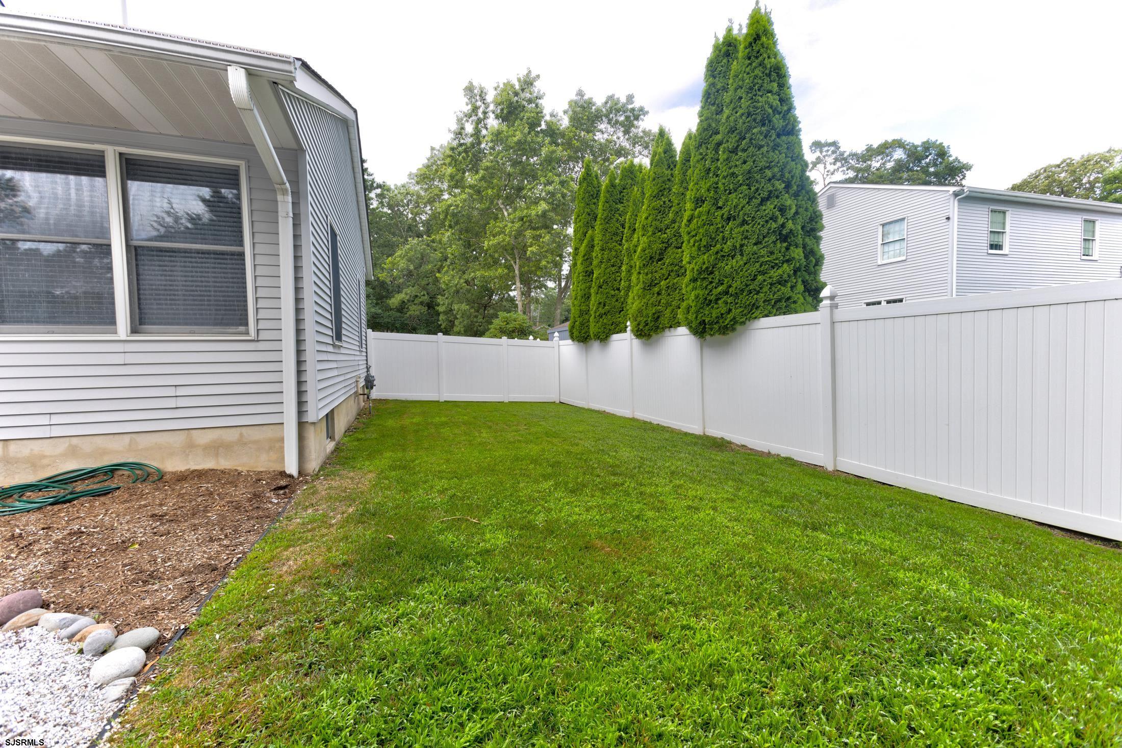 816 Chelsea Road Absecon, NJ 08201 - Photo 37 of 41 a view of a backyard