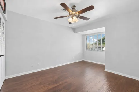 $395,000 | 12702 Peconic Court, Wellington, FL 33414