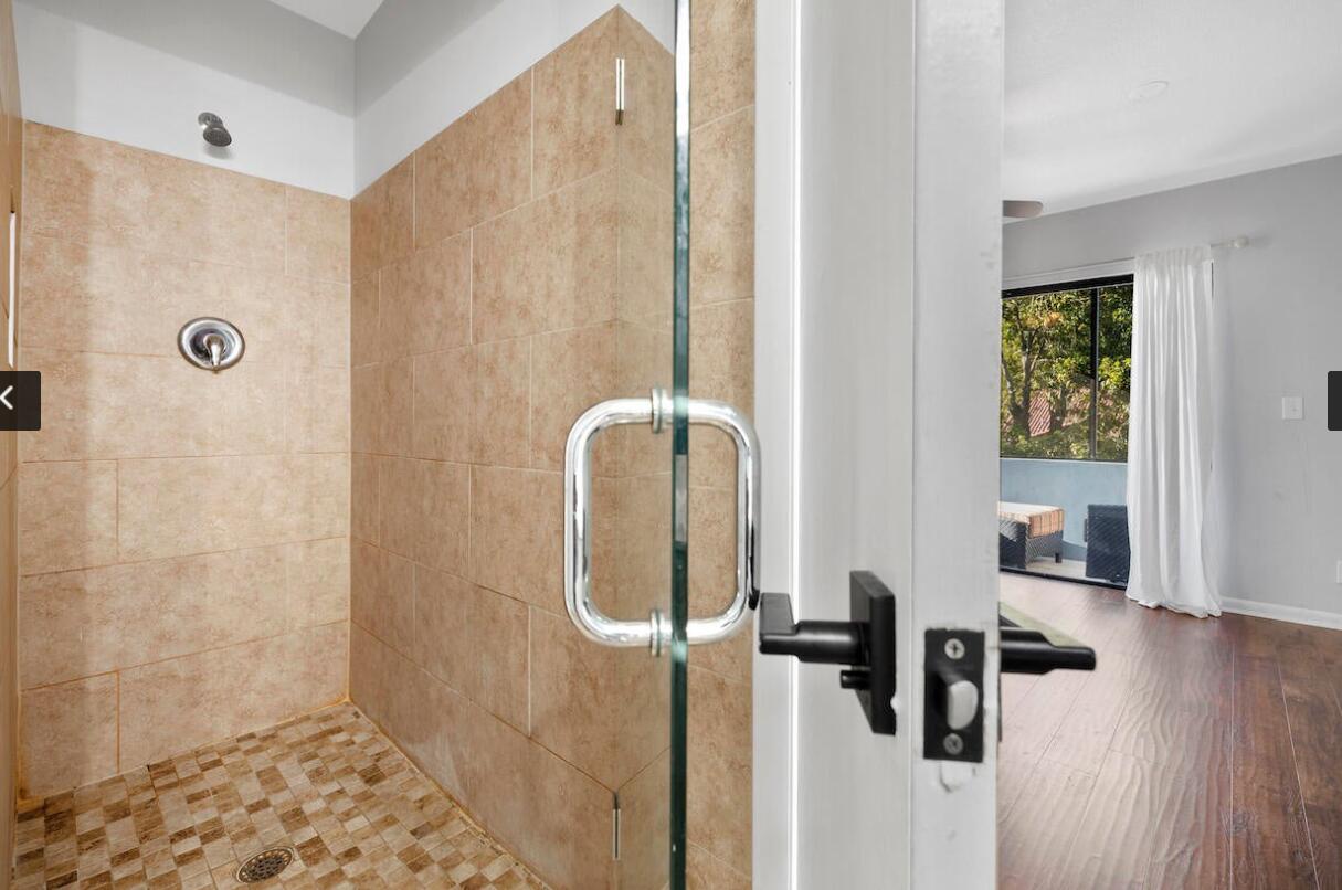 12702 Peconic Court Wellington, FL 33414 - Photo 10 of 14 Shower Bathroom 1