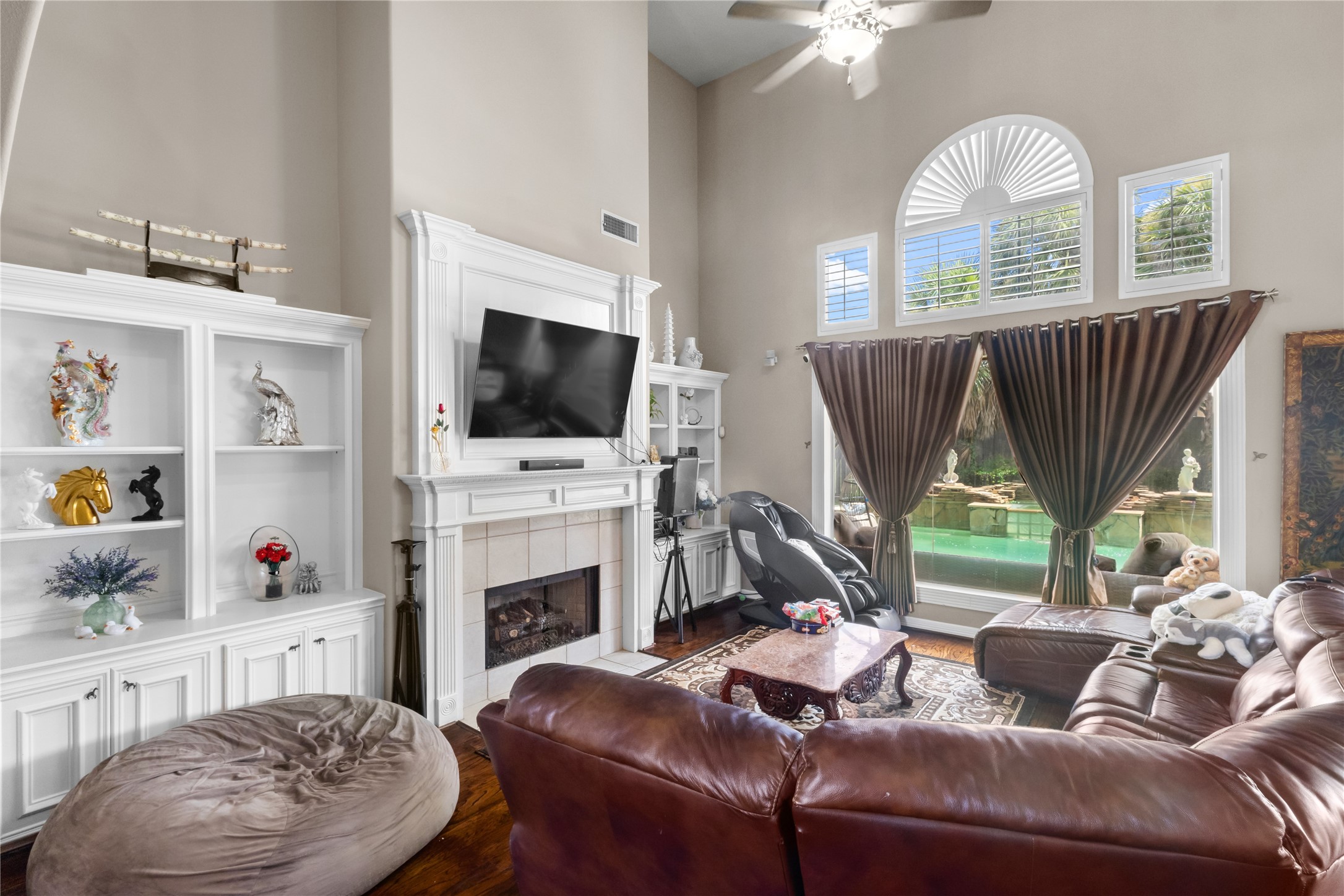 17902 St Emilion Court Spring, TX 77379 - Photo 19 of 35 Living Room